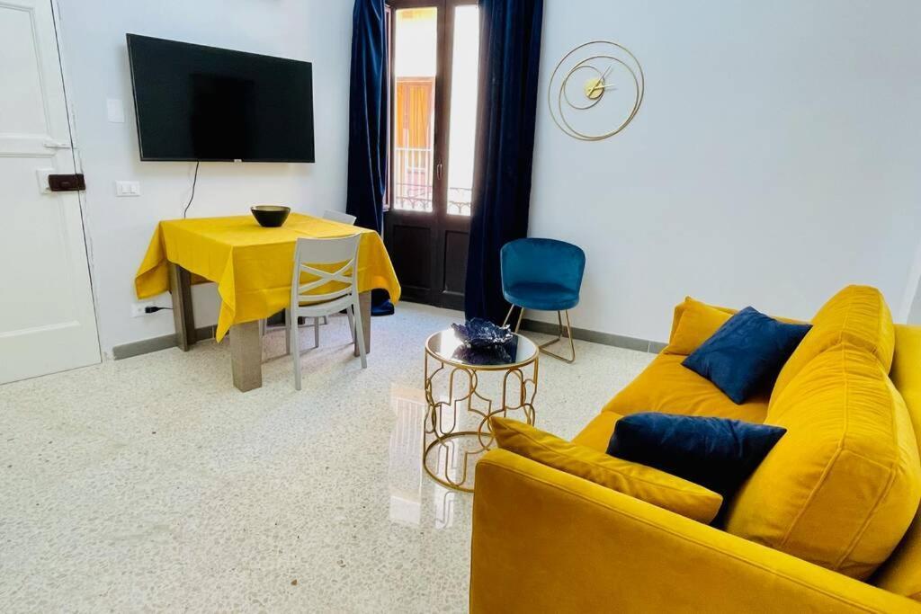 Trapani Centro Storico Apartment, Great Central Location! All New Furniture And Appliances! Ngoại thất bức ảnh