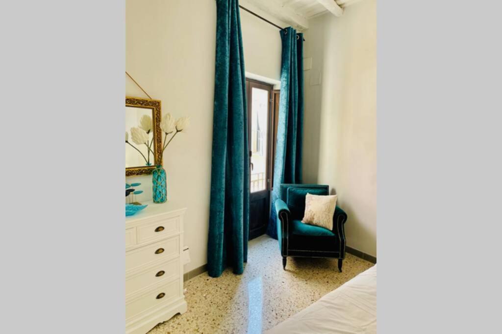 Trapani Centro Storico Apartment, Great Central Location! All New Furniture And Appliances! Ngoại thất bức ảnh